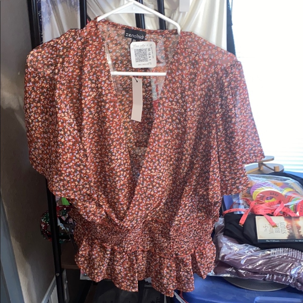 Zenobia Women's Floral Top - Red